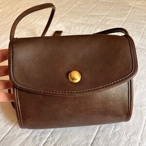 Vintage 1980's Coach Chrystie Crossbody in Mahogany Dark Brown